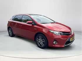 Toyota Auris (2015) thumbnail 7
