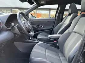 Toyota Yaris Cross (2022) thumbnail 12