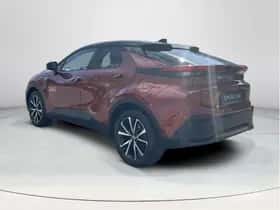 Toyota C-HR (2025) thumbnail 3