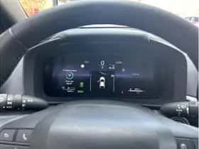 Toyota C-HR (2025) thumbnail 28
