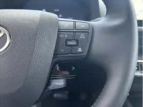 Toyota C-HR (2025) thumbnail 30