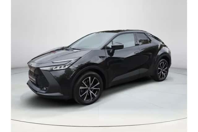 Toyota C-HR (2025) thumbnail 1
