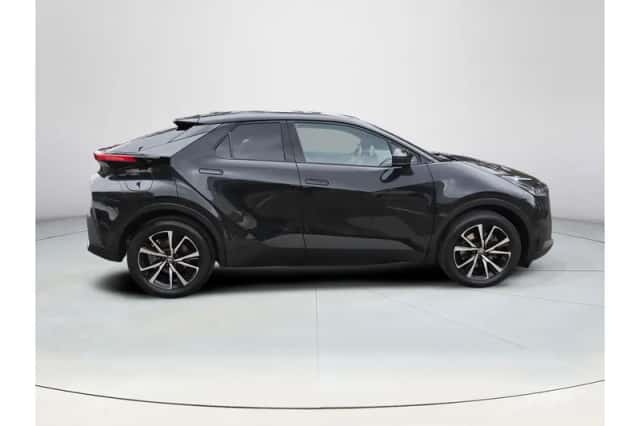 Toyota C-HR (2025) thumbnail 6