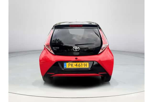Toyota Aygo (2017) thumbnail 4