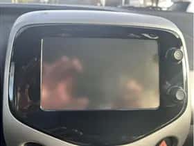 Toyota Aygo (2017) thumbnail 26