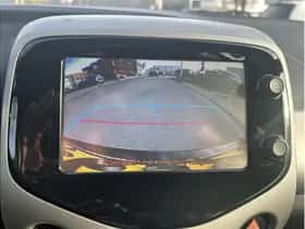 Toyota Aygo (2017) thumbnail 27