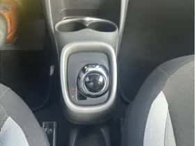 Toyota Aygo (2017) thumbnail 29
