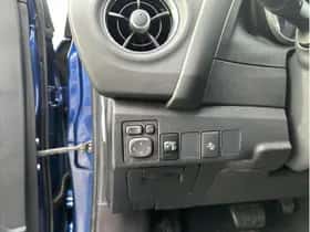 Toyota Auris (2017) thumbnail 20