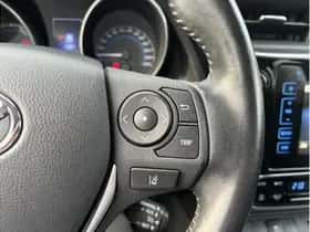 Toyota Auris (2017) thumbnail 22