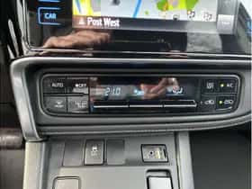 Toyota Auris (2017) thumbnail 29