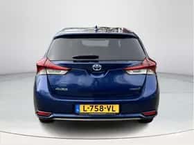 Toyota Auris (2017) thumbnail 4