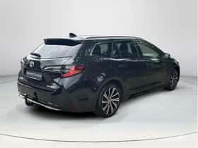 Toyota Corolla (2022) thumbnail 5