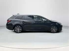 Toyota Corolla (2022) thumbnail 6