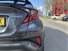 Toyota C-HR (2023) thumbnail 11