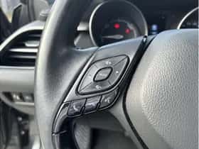 Toyota C-HR (2023) thumbnail 21
