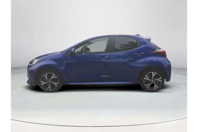 Toyota Yaris (2024) thumbnail 2