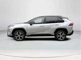 Toyota RAV4 (2022) thumbnail 2