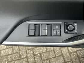 Toyota RAV4 (2022) thumbnail 21