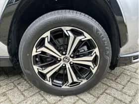 Toyota RAV4 (2022) thumbnail 10