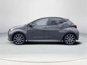 Toyota Yaris (2025) thumbnail 2