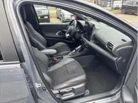 Toyota Yaris (2025) thumbnail 32