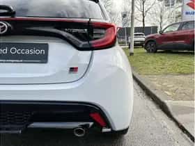 Toyota Yaris (2024) thumbnail 11