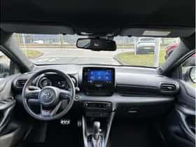 Toyota Yaris (2024) thumbnail 17
