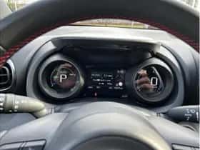Toyota Yaris (2024) thumbnail 23