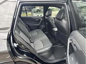 Toyota RAV4 (2021) thumbnail 13