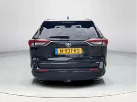 Toyota RAV4 (2021) thumbnail 4