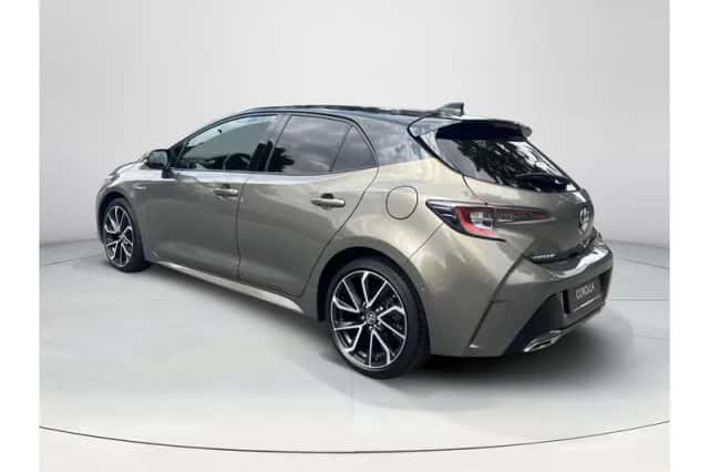 Toyota Corolla (2020) thumbnail 3