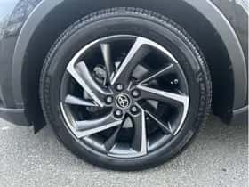 Toyota C-HR (2022) thumbnail 27