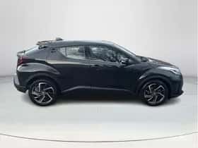 Toyota C-HR (2022) thumbnail 6