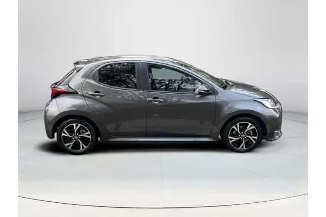 Toyota Yaris (2024) thumbnail 6