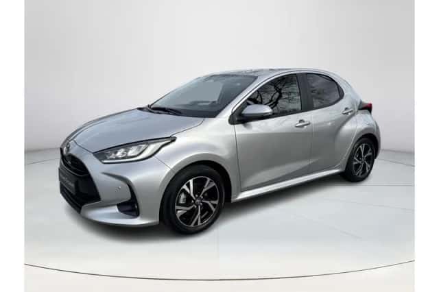 Toyota Yaris (2025) thumbnail 1