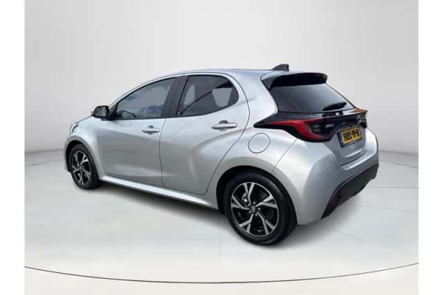 Toyota Yaris (2025) thumbnail 3