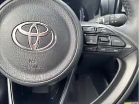 Toyota Yaris (2025) thumbnail 24
