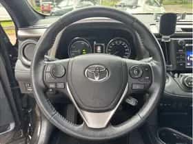 Toyota RAV4 (2018) thumbnail 14
