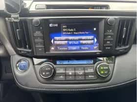 Toyota RAV4 (2018) thumbnail 16