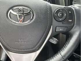 Toyota RAV4 (2018) thumbnail 25