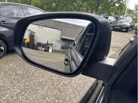 Toyota RAV4 (2018) thumbnail 27