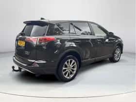 Toyota RAV4 (2018) thumbnail 5