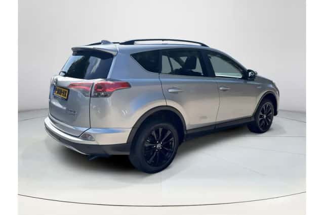 Toyota RAV4 (2018) thumbnail 5