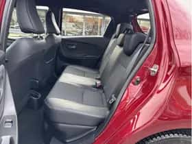 Toyota Yaris (2017) thumbnail 11