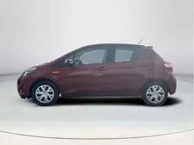 Toyota Yaris (2020) thumbnail 2