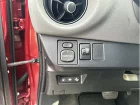 Toyota Yaris (2020) thumbnail 21