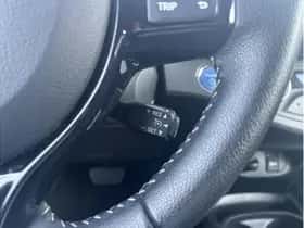 Toyota Yaris (2019) thumbnail 23