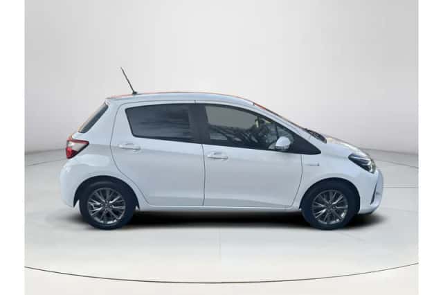 Toyota Yaris (2019) thumbnail 6