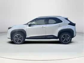 Toyota Yaris Cross (2024) thumbnail 2