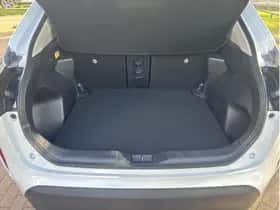 Toyota Yaris Cross (2024) thumbnail 12